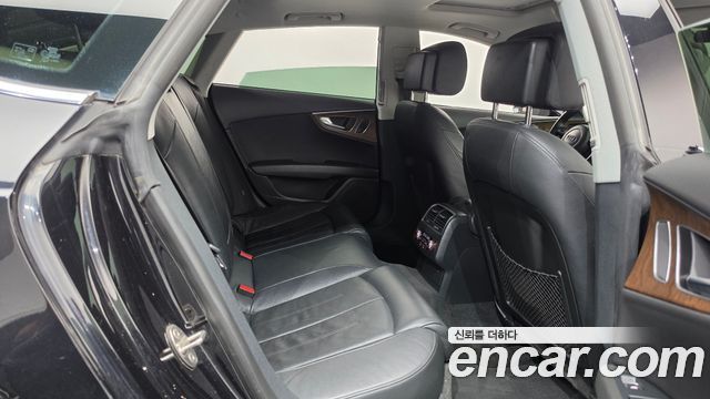 Audi A7 2012 — photo 12