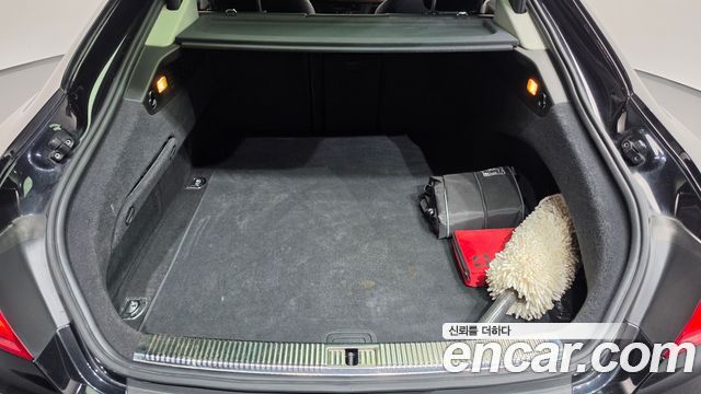 Audi A7 2012 — photo 20