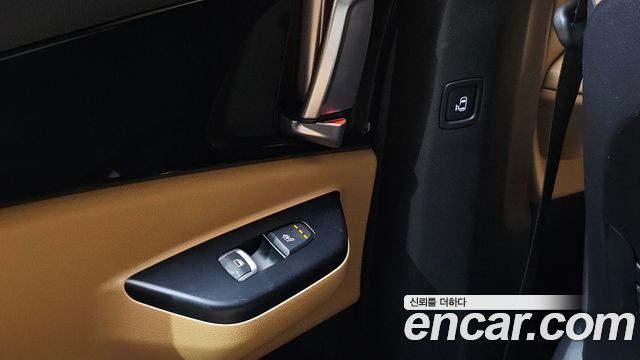 Kia Canival 2023 — photo 19