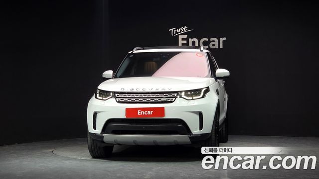Land Rover Discovery 2019 — photo 3