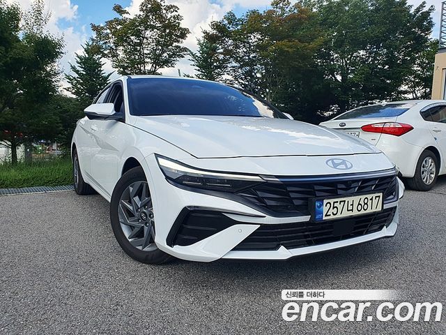 Hyundai AVANTE 2025 — photo 3
