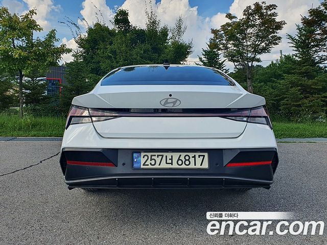 Hyundai AVANTE 2025 — photo 5
