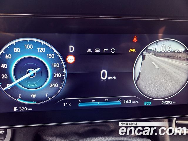 Hyundai AVANTE 2025 — photo 12