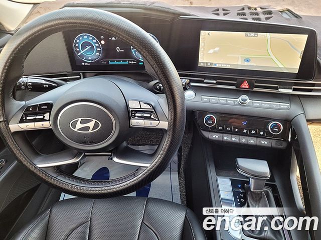 Hyundai AVANTE 2025 — photo 16