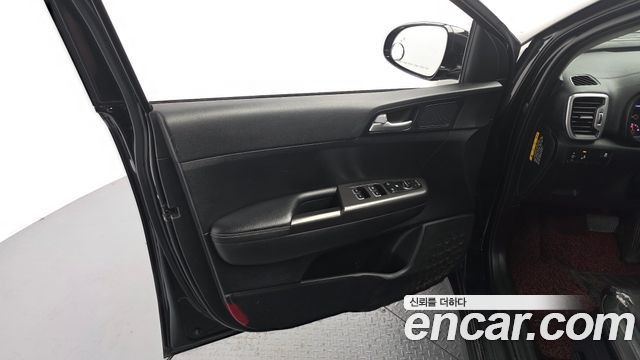 Kia Sportage 2017 — photo 14