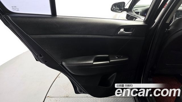 Kia Sportage 2017 — photo 15