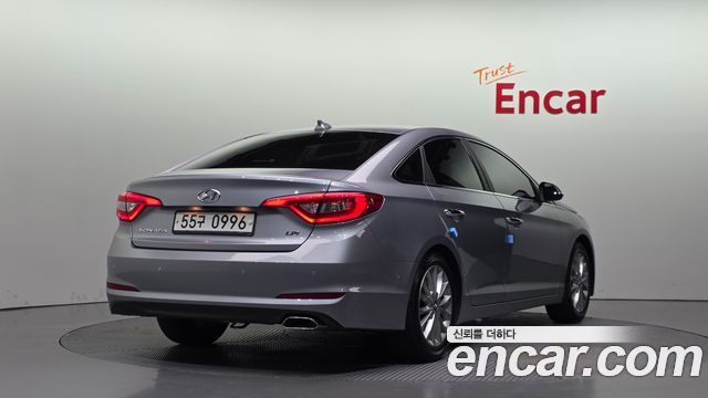 Hyundai Sonata 2016 — photo 2