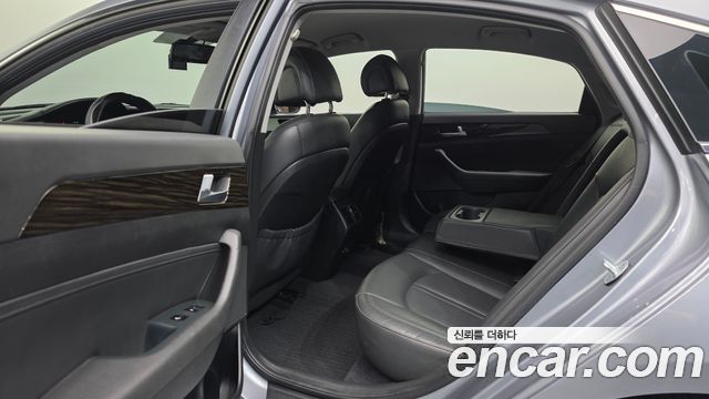 Hyundai Sonata 2016 — photo 22