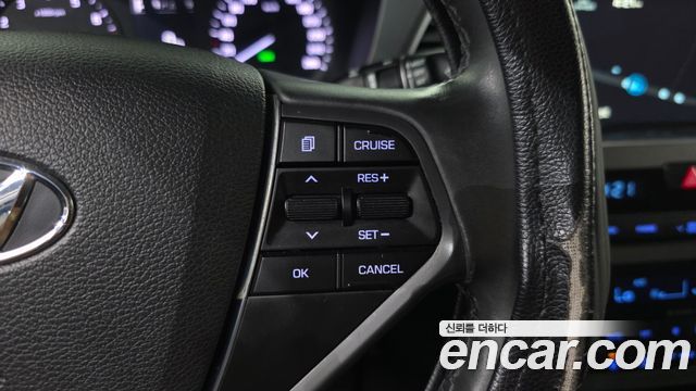 Hyundai Sonata 2016 — photo 28