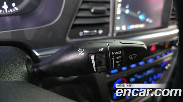Hyundai Sonata 2016 — photo 29