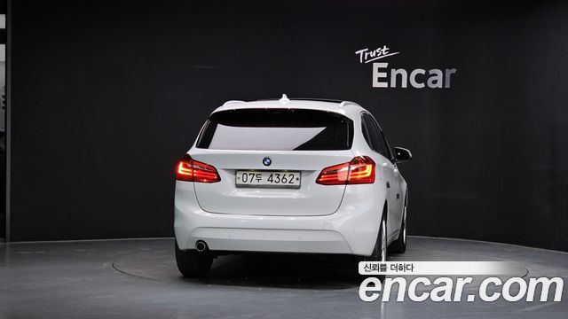 BMW 2-Series 2017 — photo 4