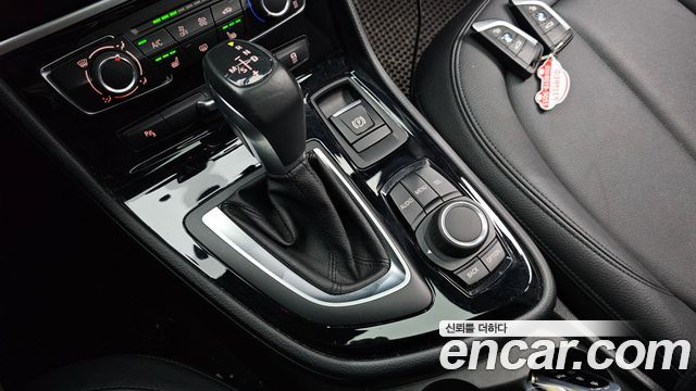 BMW 2-Series 2017 — photo 9