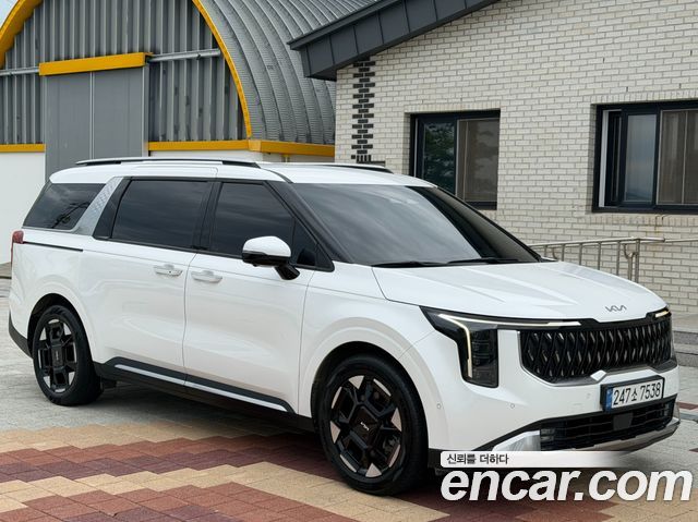 Kia Canival 2025 — photo 4