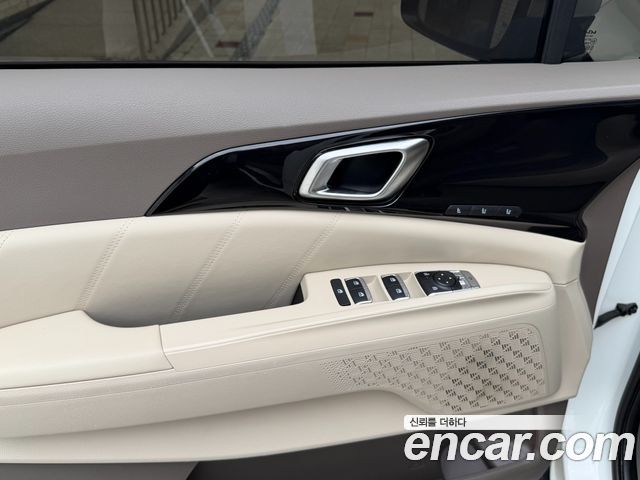 Kia Canival 2025 — photo 12