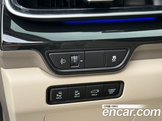 Kia Canival 2025 — photo 13
