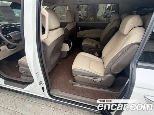 Kia Canival 2025 — photo 14