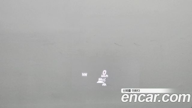 Mercedes-Benz E-Class 2023 — photo 17