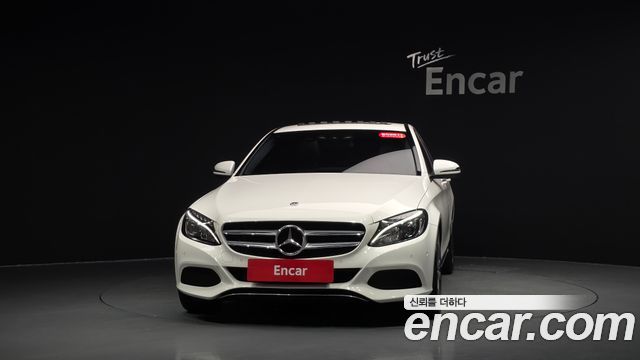 Mercedes-Benz C-Class 2018 — photo 3