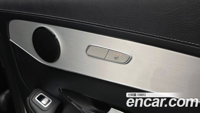 Mercedes-Benz GLC-Class 2021 — photo 29