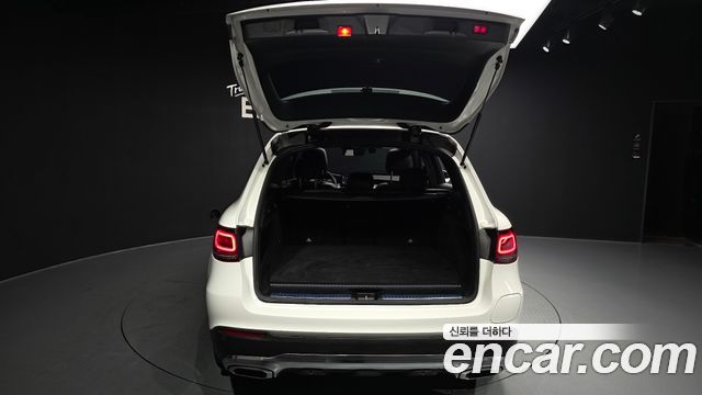 Mercedes-Benz GLC-Class 2021 — photo 30