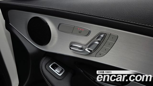 Mercedes-Benz GLC-Class 2021 — photo 41