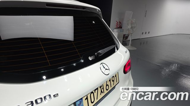 Mercedes-Benz GLC-Class 2021 — photo 43