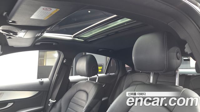 Mercedes-Benz GLC-Class 2018 — photo 23