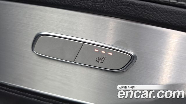 Mercedes-Benz GLC-Class 2018 — photo 25
