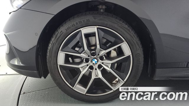 BMW 5-Series 2024 — photo 5