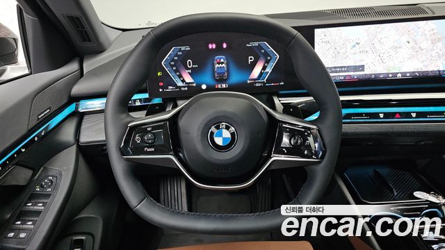BMW 5-Series 2024 — photo 13