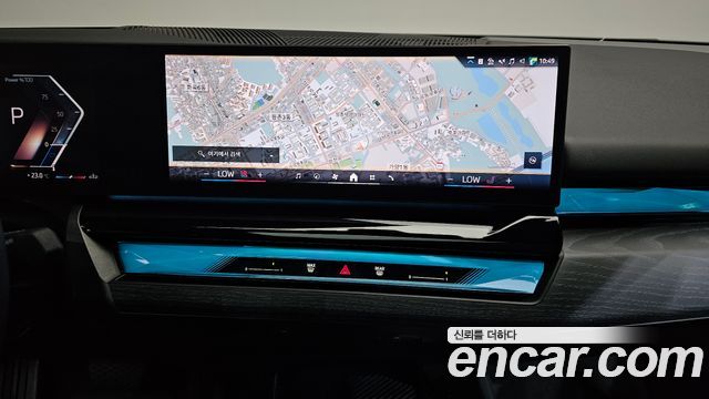 BMW 5-Series 2024 — photo 14