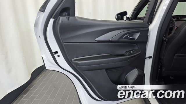 Chevrolet Korea Trailblazer 2023 — photo 15