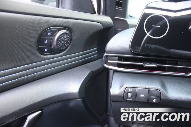 Hyundai AVANTE 2023 — photo 8