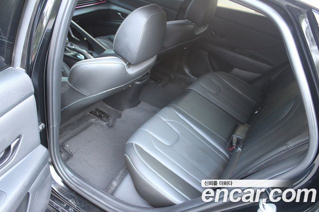 Hyundai AVANTE 2023 — photo 15