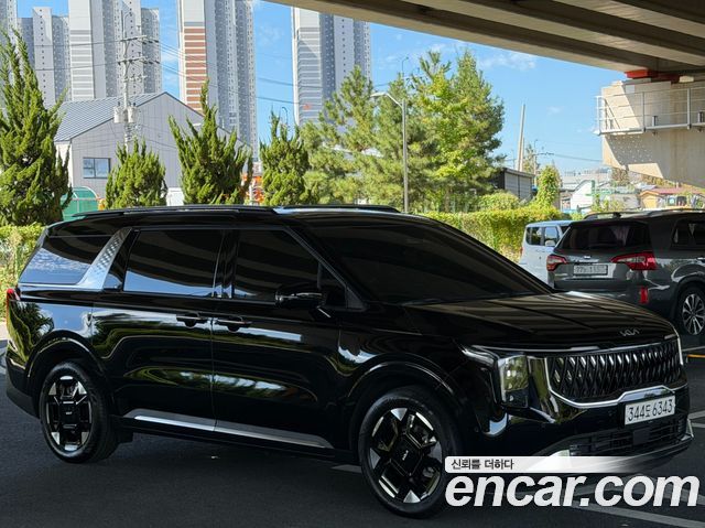 Kia Canival 2025 — photo 2