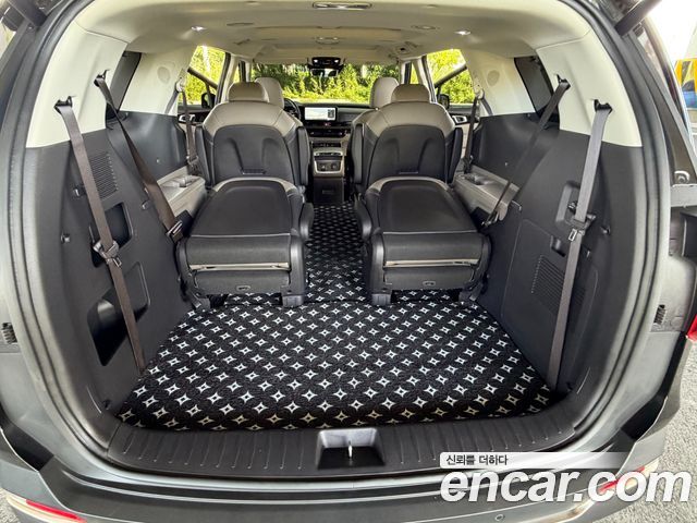 Kia Canival 2025 — photo 17