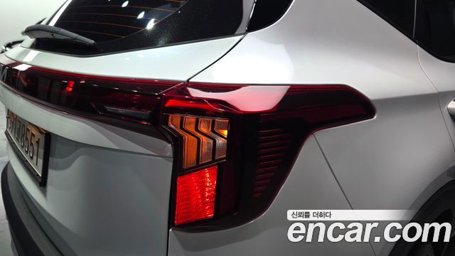 Kia Seltos 2024 — photo 9
