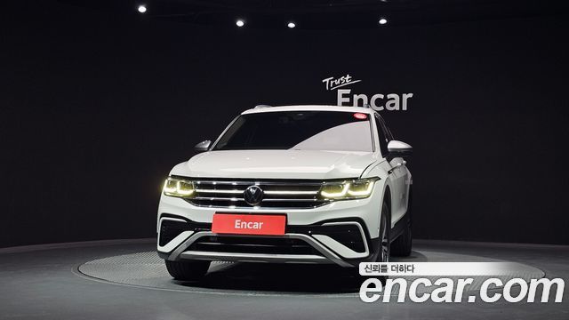 Volkswagen Tiguan 2023 — photo 3