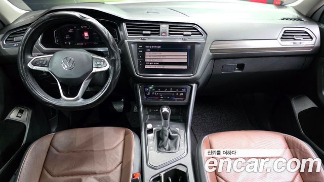 Volkswagen Tiguan 2023 — photo 10