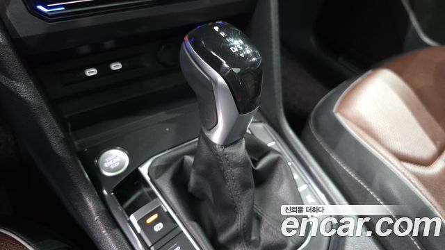 Volkswagen Tiguan 2023 — photo 12
