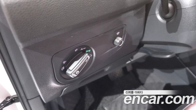 Volkswagen Tiguan 2023 — photo 29