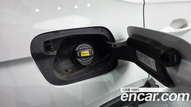 Volkswagen Tiguan 2023 — photo 35