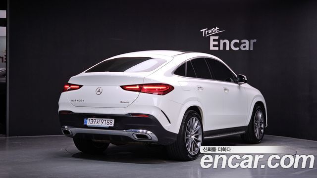 Mercedes-Benz GLE-Class 2024 — photo 2