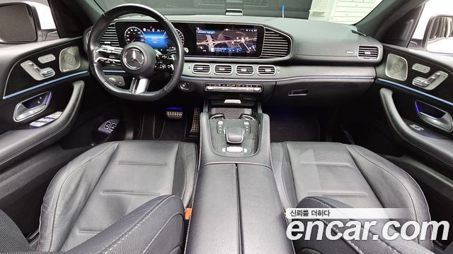 Mercedes-Benz GLE-Class 2024 — photo 10
