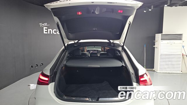 Mercedes-Benz GLE-Class 2024 — photo 26