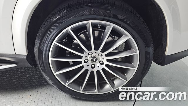 Mercedes-Benz GLE-Class 2024 — photo 7