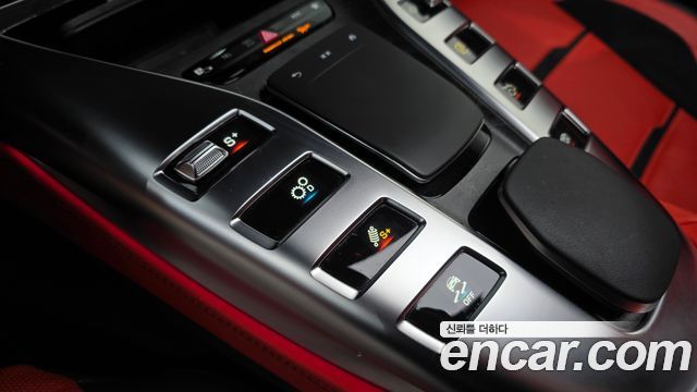 Mercedes-Benz AMG GT 2023 — photo 19