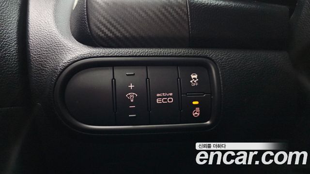 Kia K3 2015 — photo 24