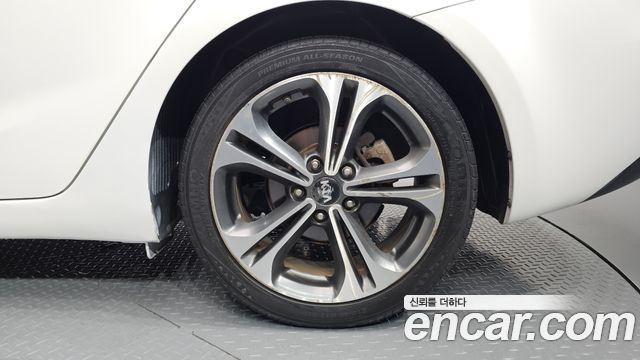 Kia K3 2015 — photo 7