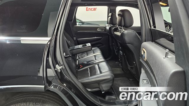 Jeep Cherokee 2015 — photo 12